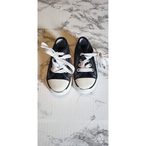 Kids Size 5 Tennis Shoes. Natural Steps. Canvas. Toe To Heel 6 Inches. Lace Up.